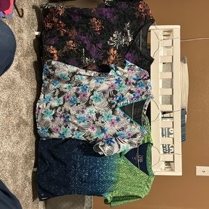Nursing scrub tops 3 2-M, 1-L Prints Barco, Cherokee & Healing Hands